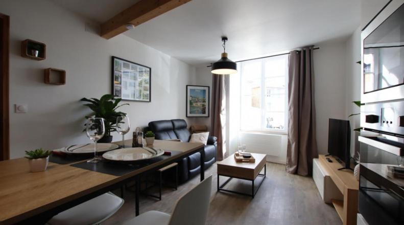 Apartmán Le Saint Pierre Quartier Historique D'Oloron Sainte Marie Exteriér fotografie