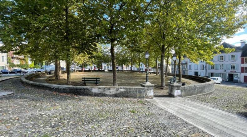 Apartmán Le Saint Pierre Quartier Historique D'Oloron Sainte Marie Exteriér fotografie